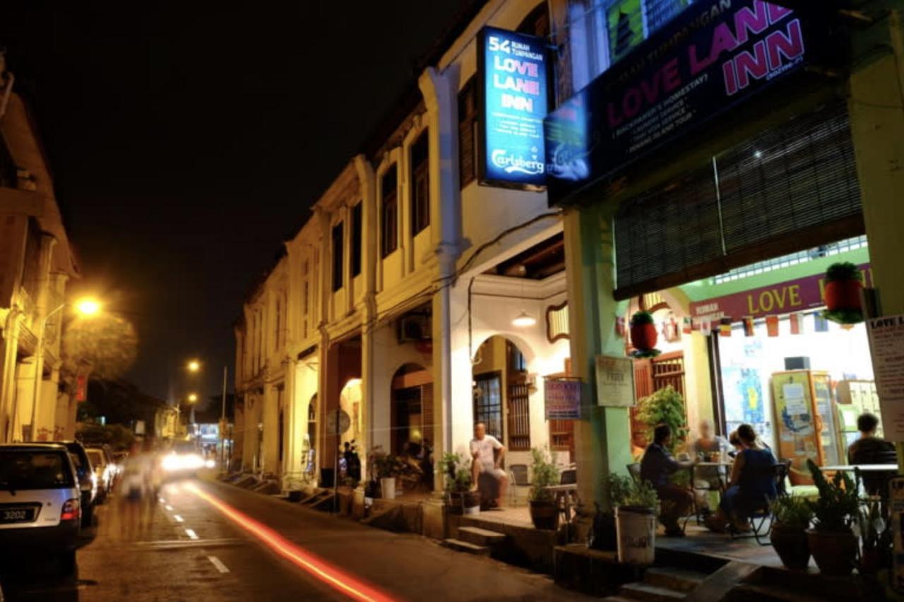 The Landmark Condo, By Sanguine George Town Bagian luar foto